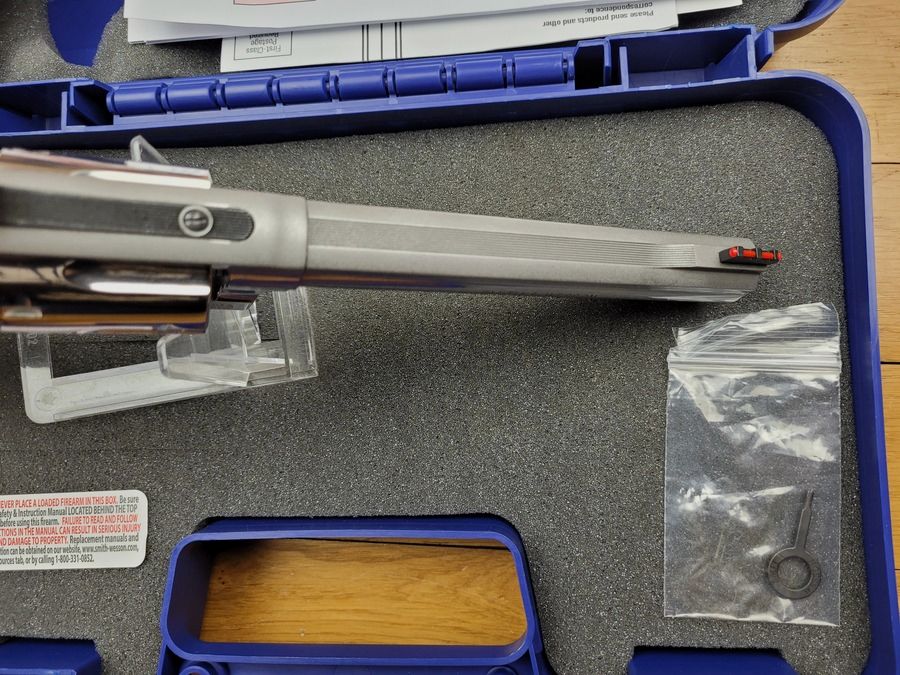 Bellissimo Smith & Wesson 686-2 – in 38SP e 357Mag – 6 Pollici Impugnature Combat Nill – scatola originale Condizioni ottime!, immagine 13 di 18