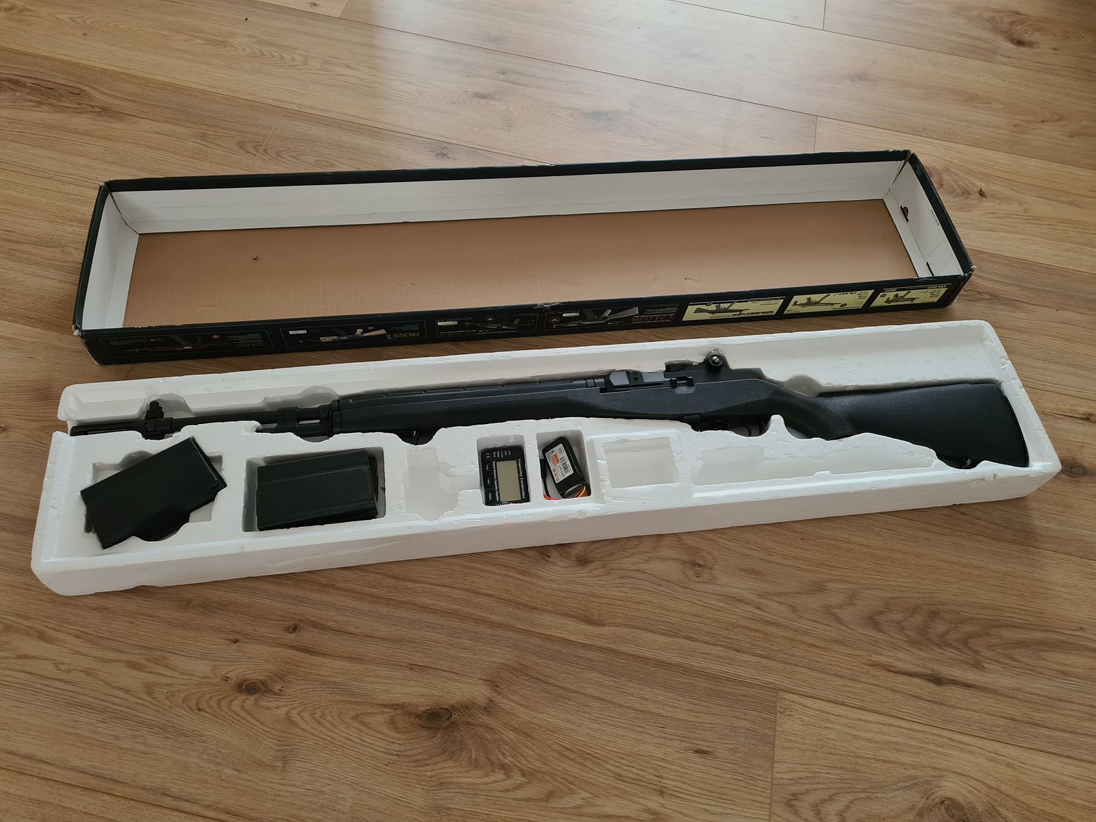 M14 airsoft gun, image 1 of 11
