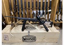 Mauser M18 links, mit Minox RS-4 3-12x56, ohne Schiene