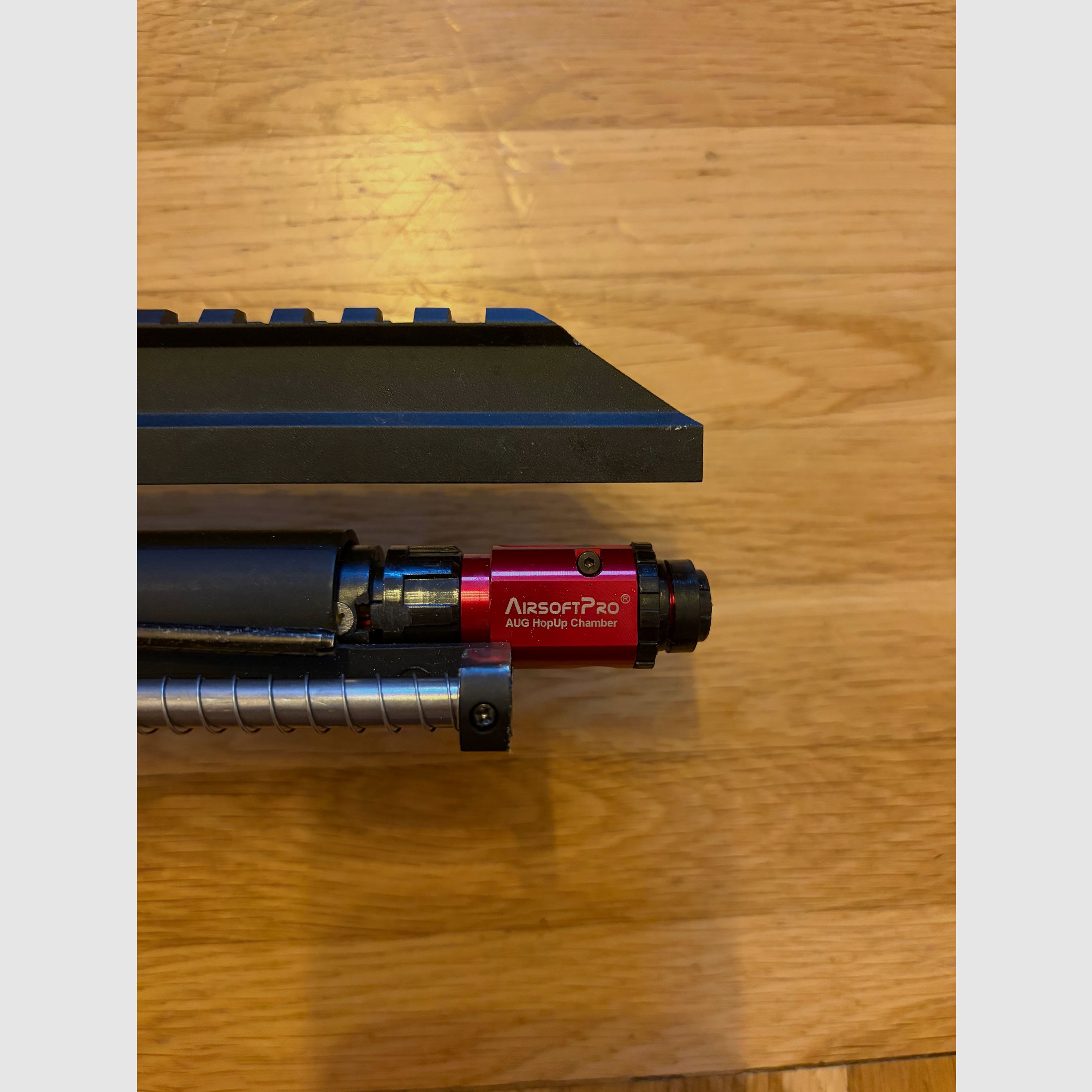 ASG AUG XS Commando mit AirsoftPro Hop-Up, Gate MOSFET & umfangreichen Upgrades