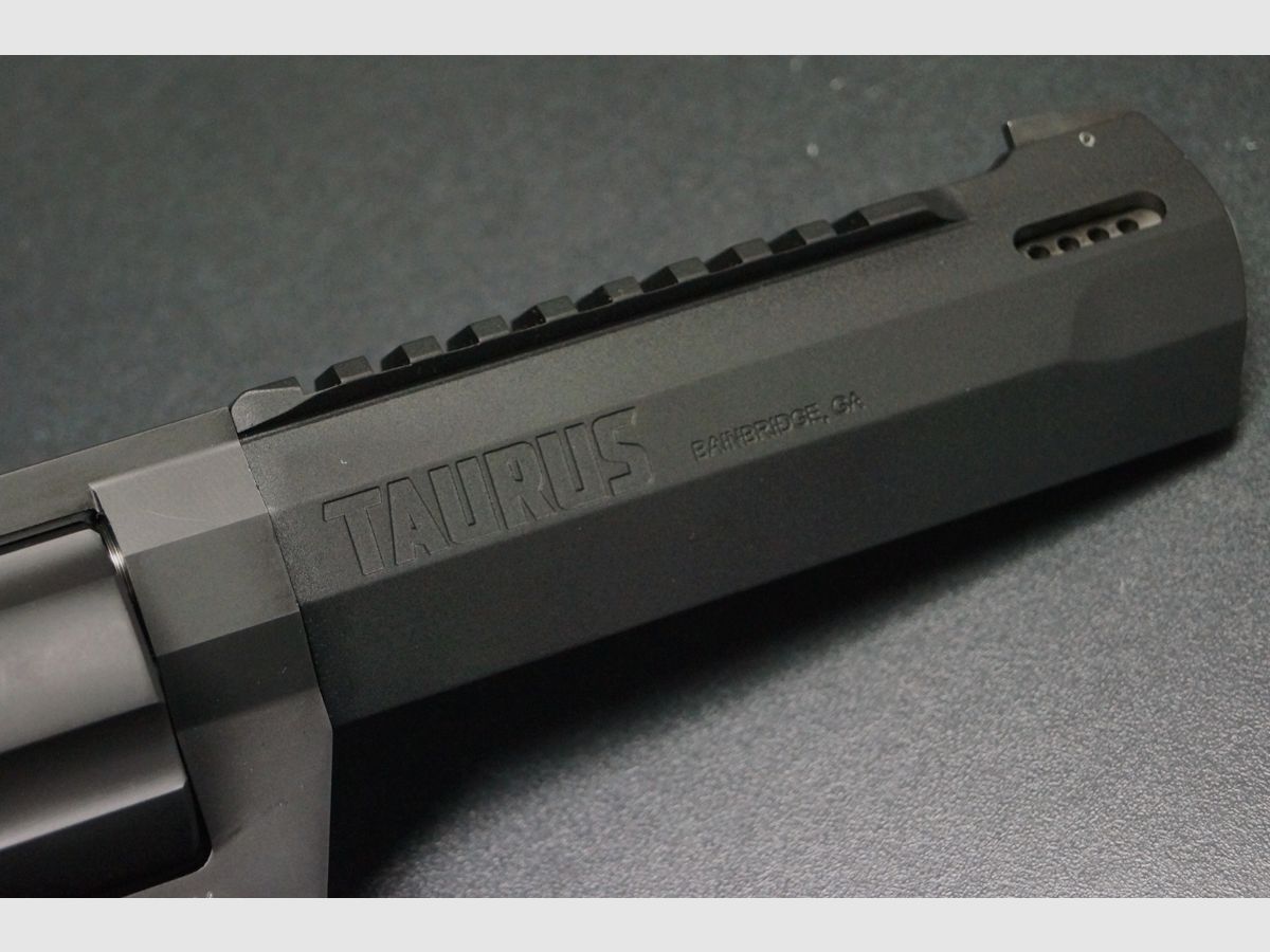 Taurus Raging Hunter .460 S&W 6.73″, Bild 4 von 8