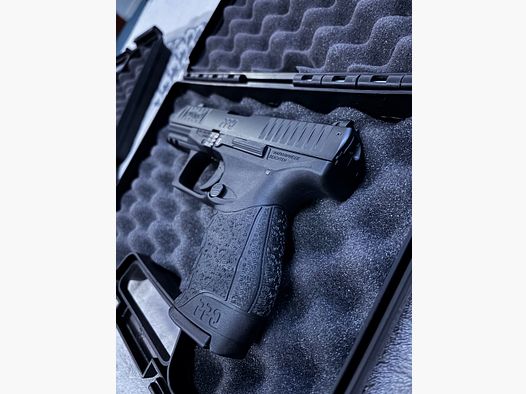 Walther PPQ M2 (New)!!