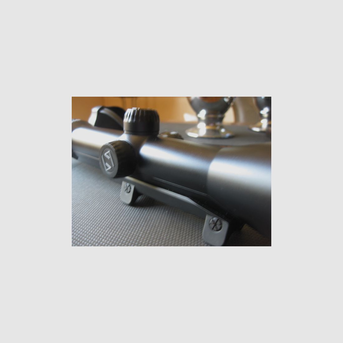 TOP ZEISS VICTORY Gen.II in der Ausführung Diavari als 3-12x56 M , also Innenschiene , mit LP-Absehen 40  und Original Blaser-Sattelmontage ! 