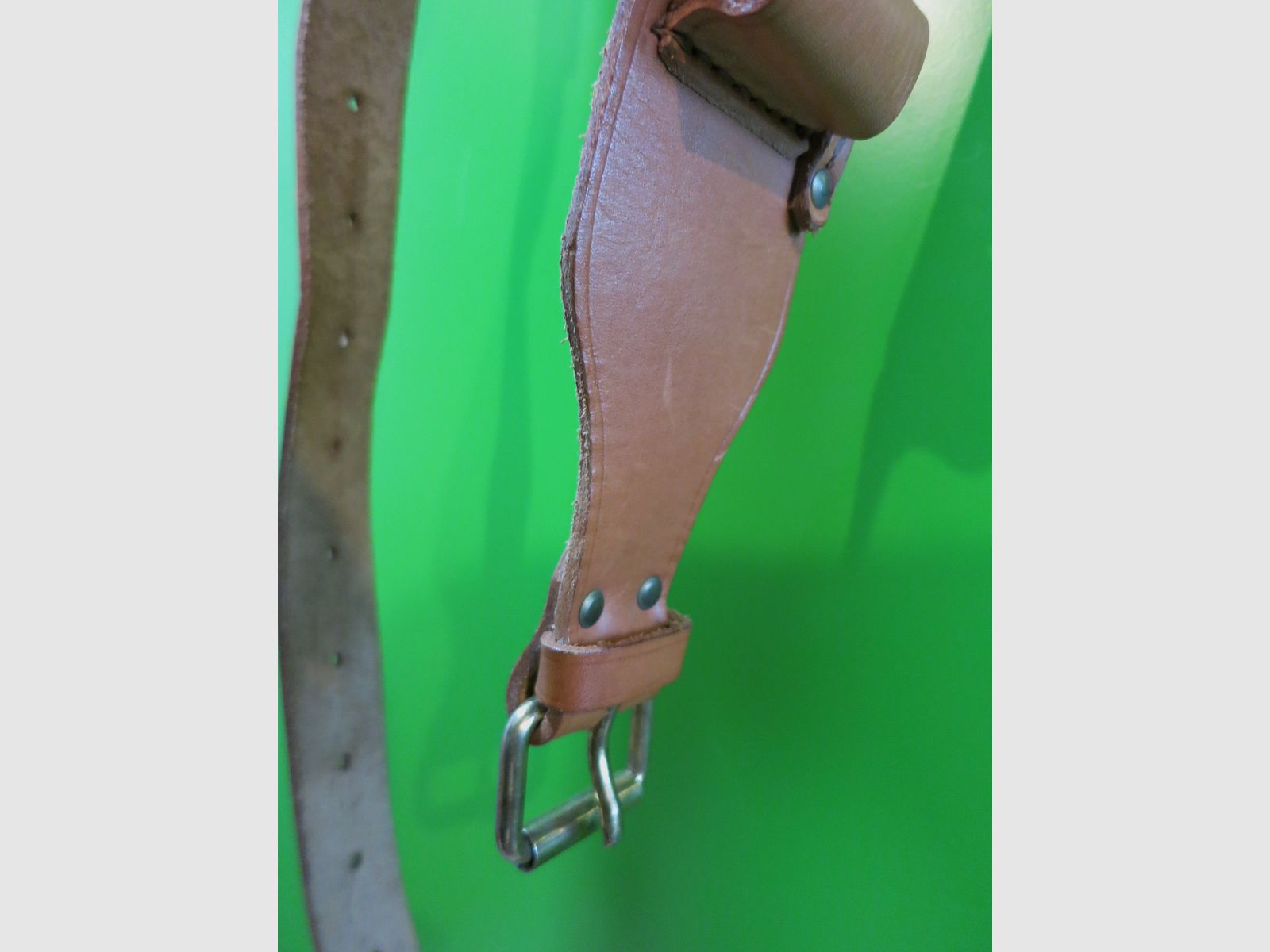 Cinturón de cartuchos histórico de cuero de silla, calibre 12 de perdigones - para 25 cartuchos -