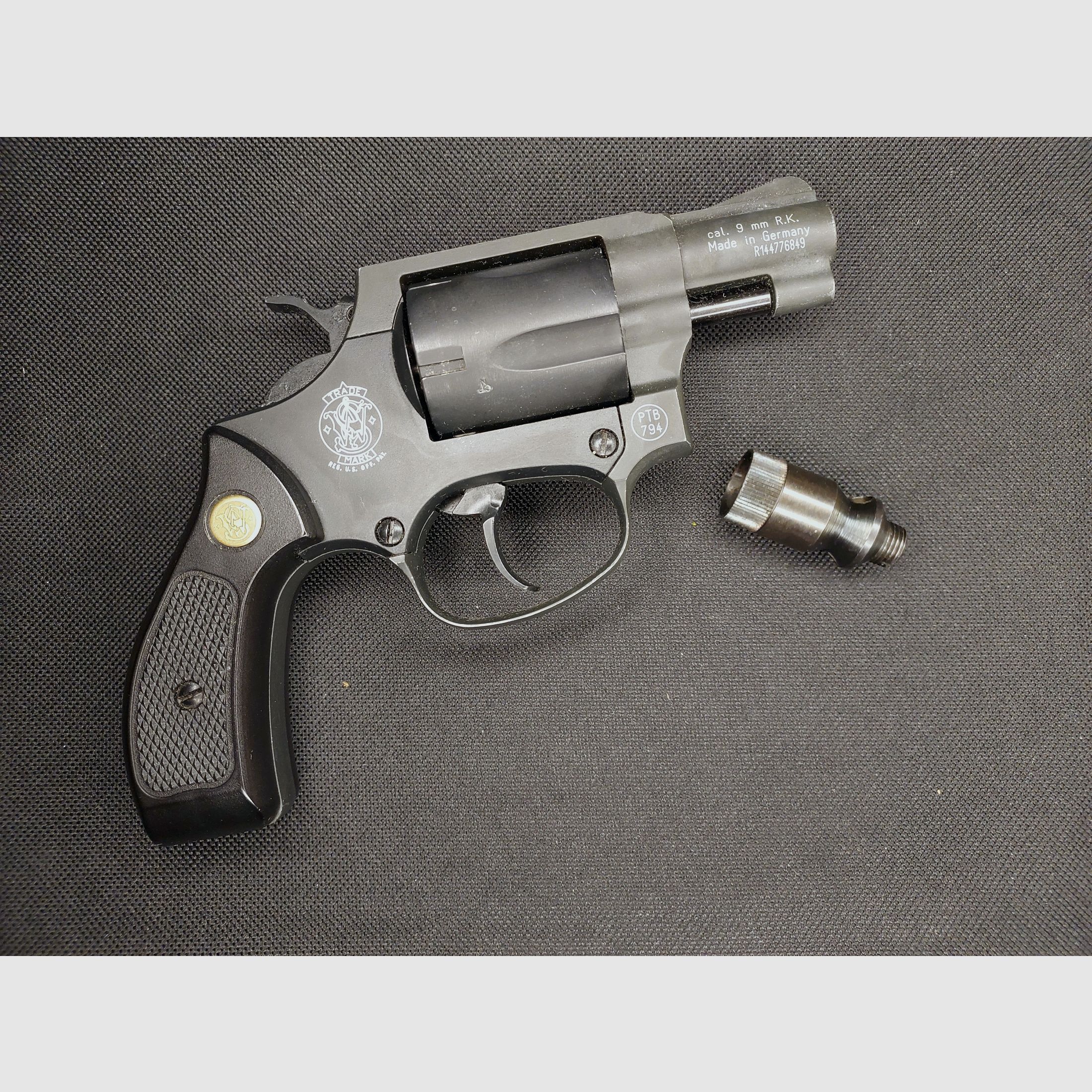 Smith & Wesson Chiefs Special rewolwer alarmowy kal. 9mm R.K. oksydowany (PTB 794)