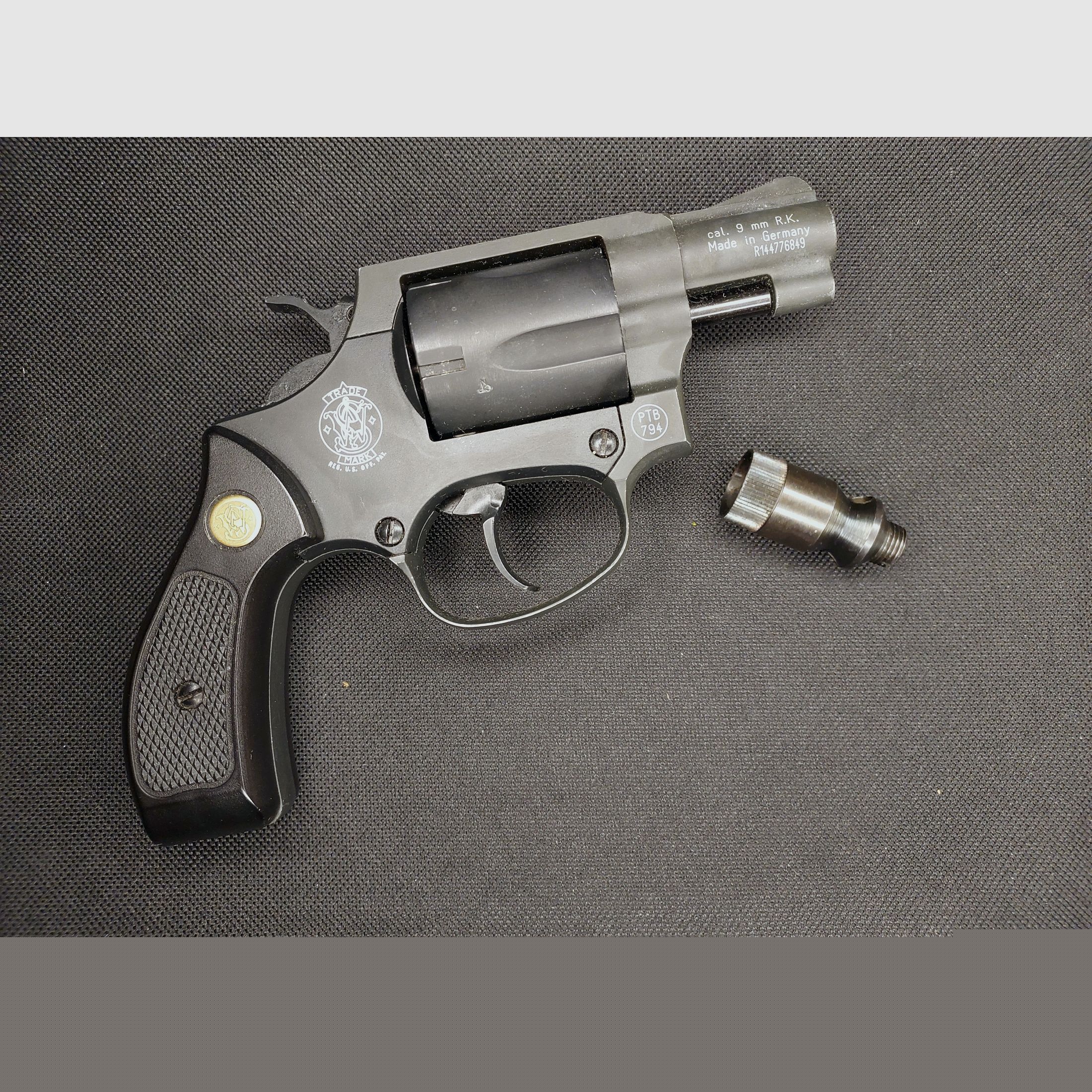 Smith & Wesson Chiefs Special Schreckschussrevolver Kal. 9mm R.K. brüniert (PTB 794)