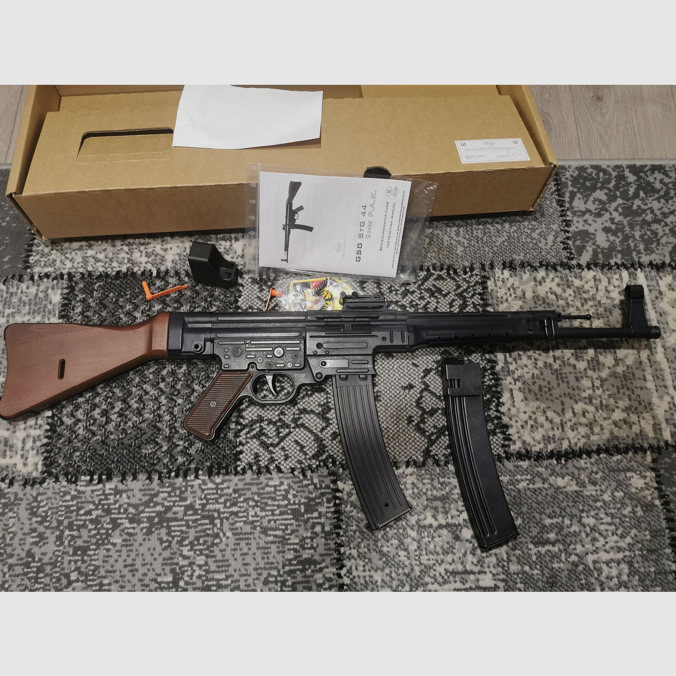 GSG StG 44 Schreckschussgewehr 9 mm P.A.K. Vollmetall Echtholz