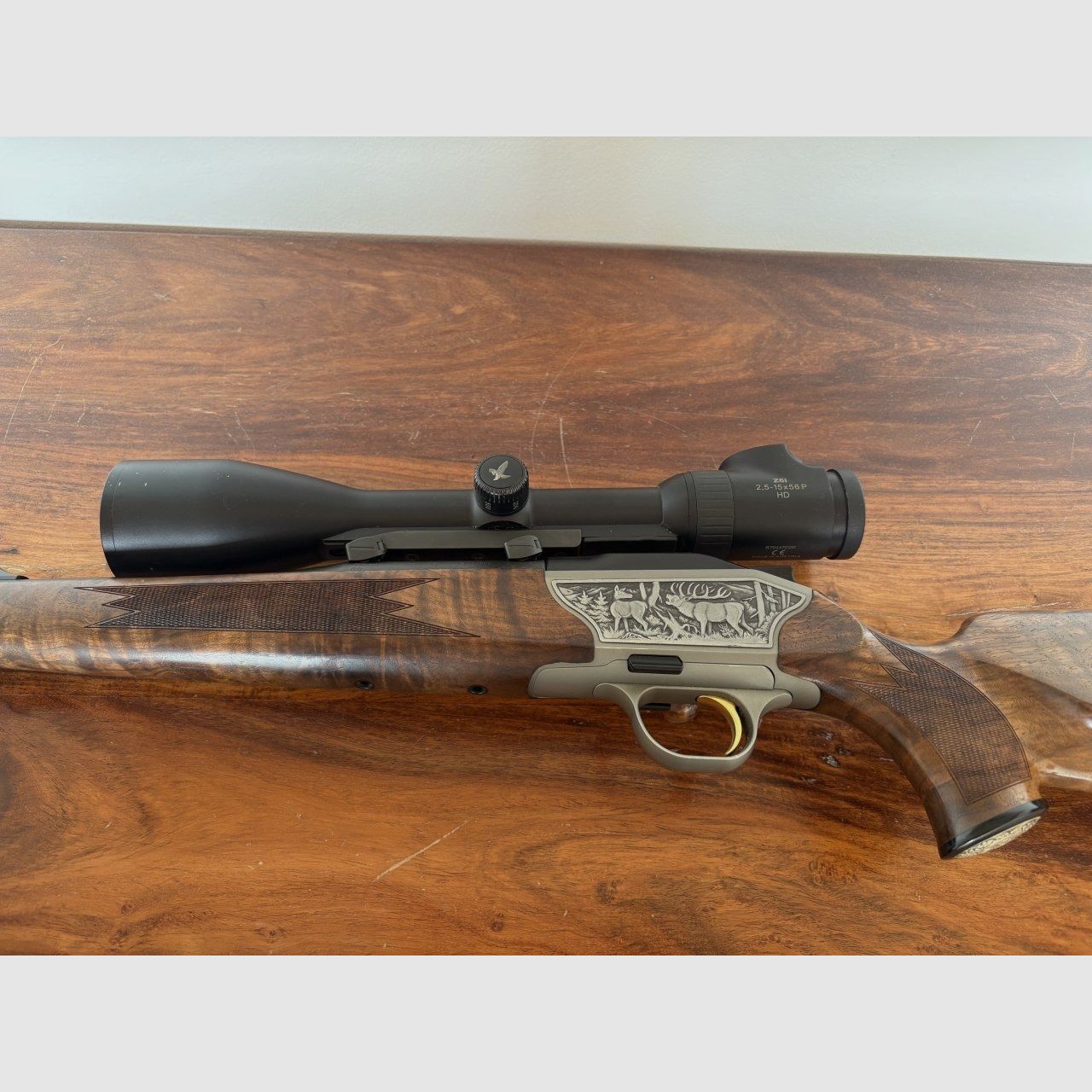 Blaser R8 .30-06 Springfield con Swarovski Z6i 2,5-15x56 P HD