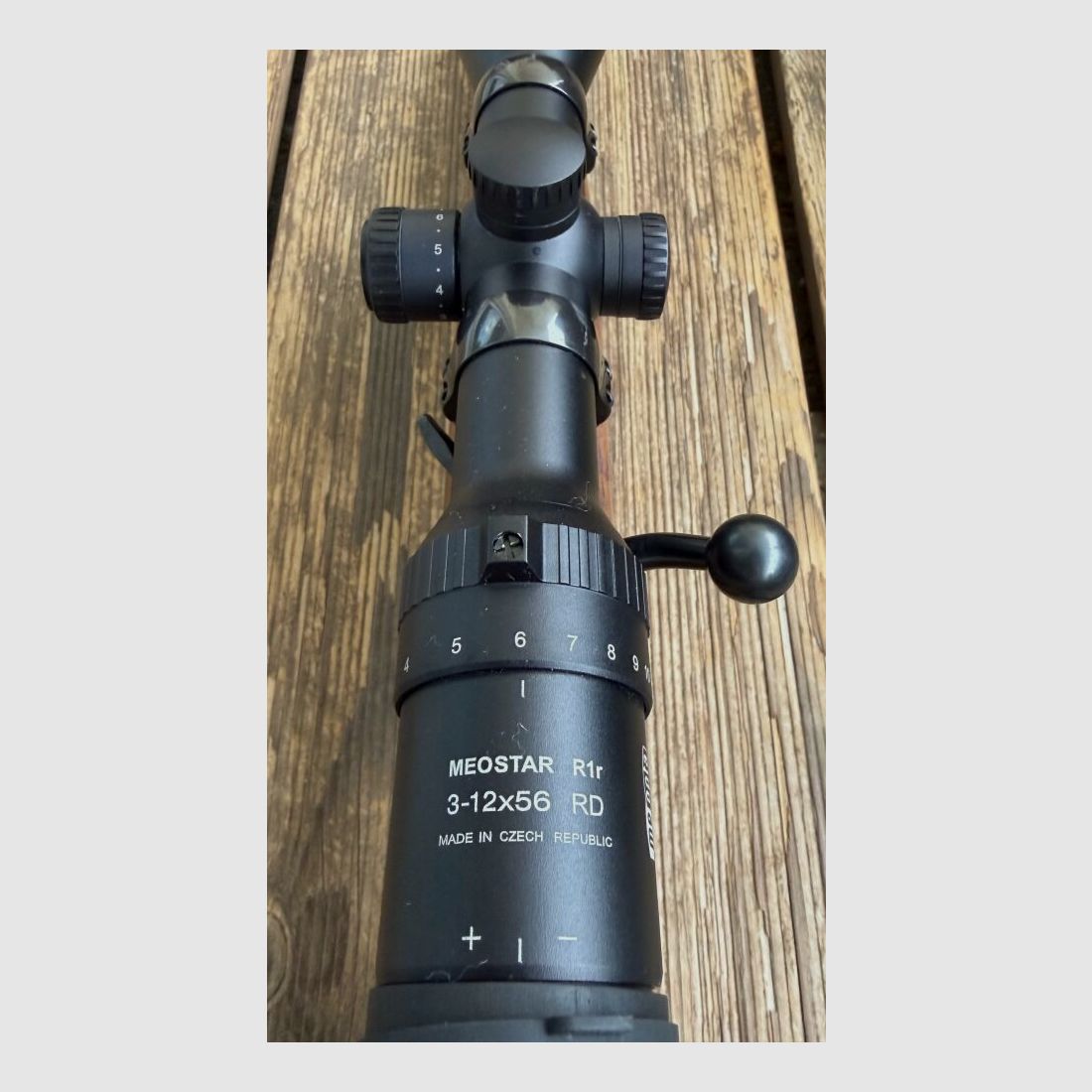 ZBROJOVKA BRNO CZ 557 Luxe avec Meopta 3 - 12x56 RD .30-06Spring