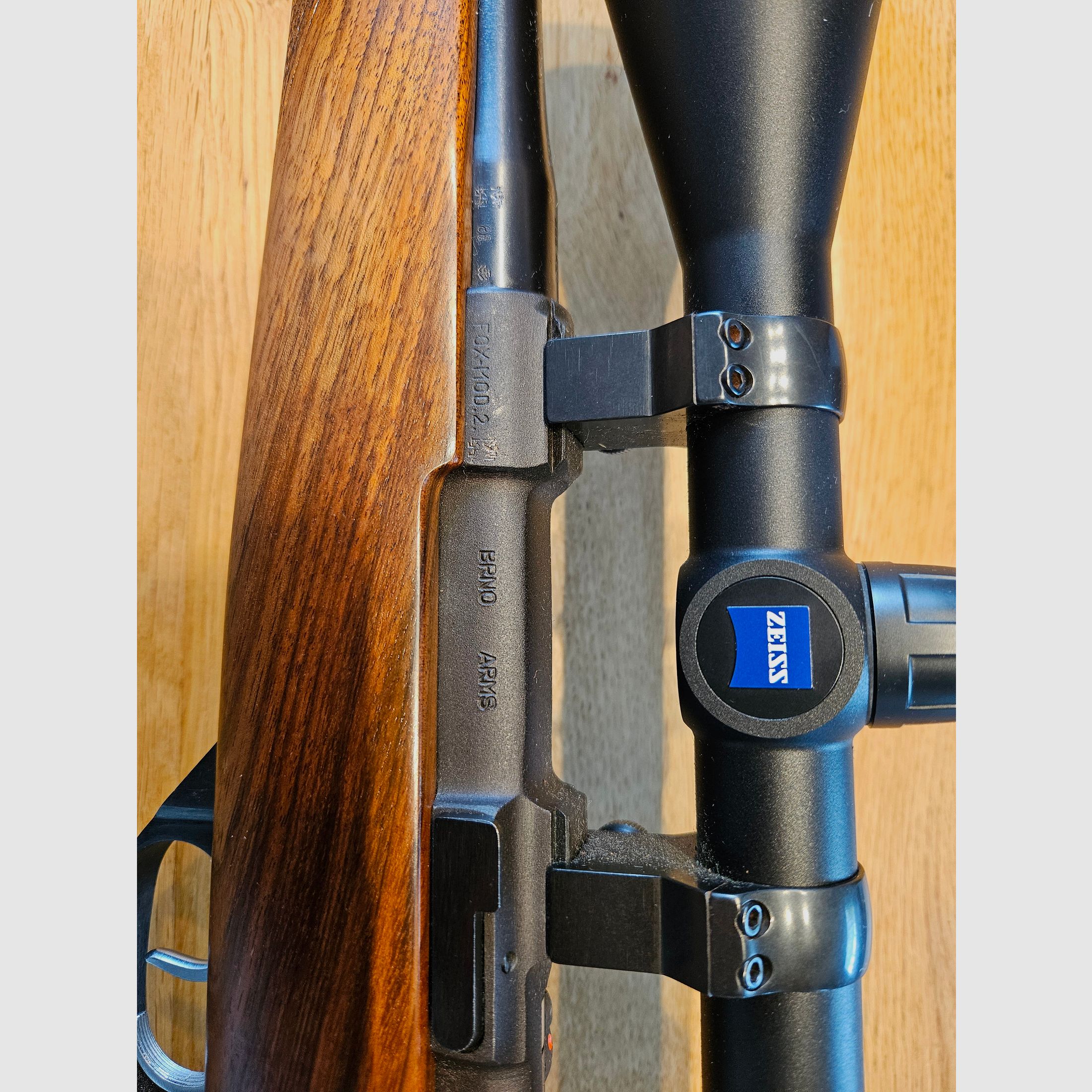 Brünner Fox 222rem  mit Zeiss  4-12×50