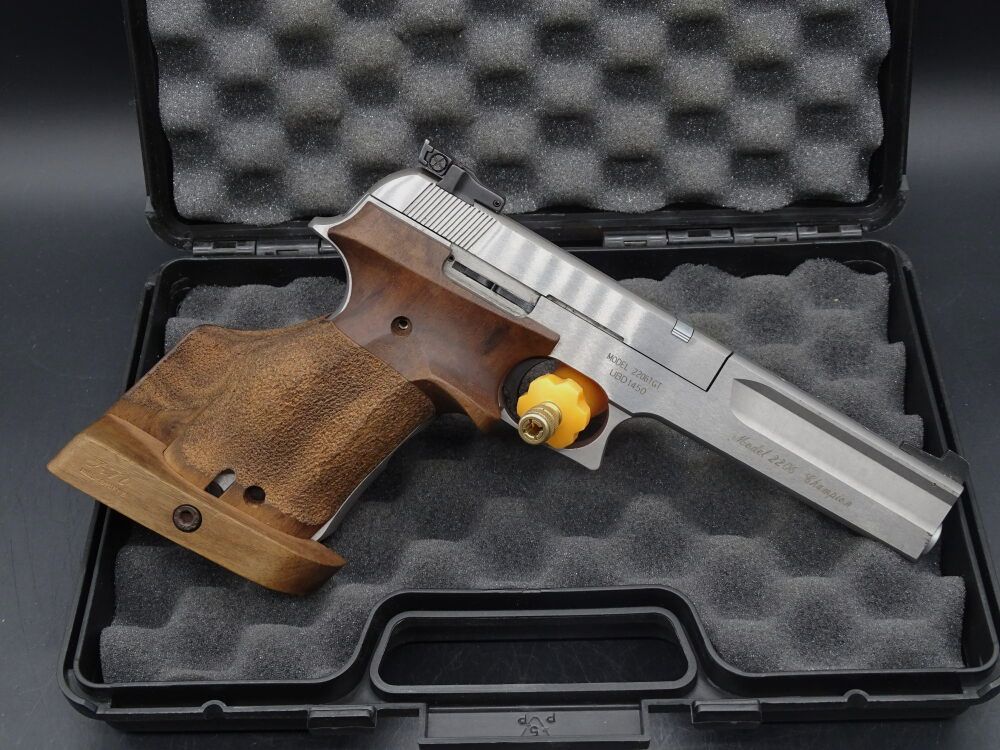Smith & Wesson 2206 TGT Champion Kaliber .22lr 2206 TGT Champion