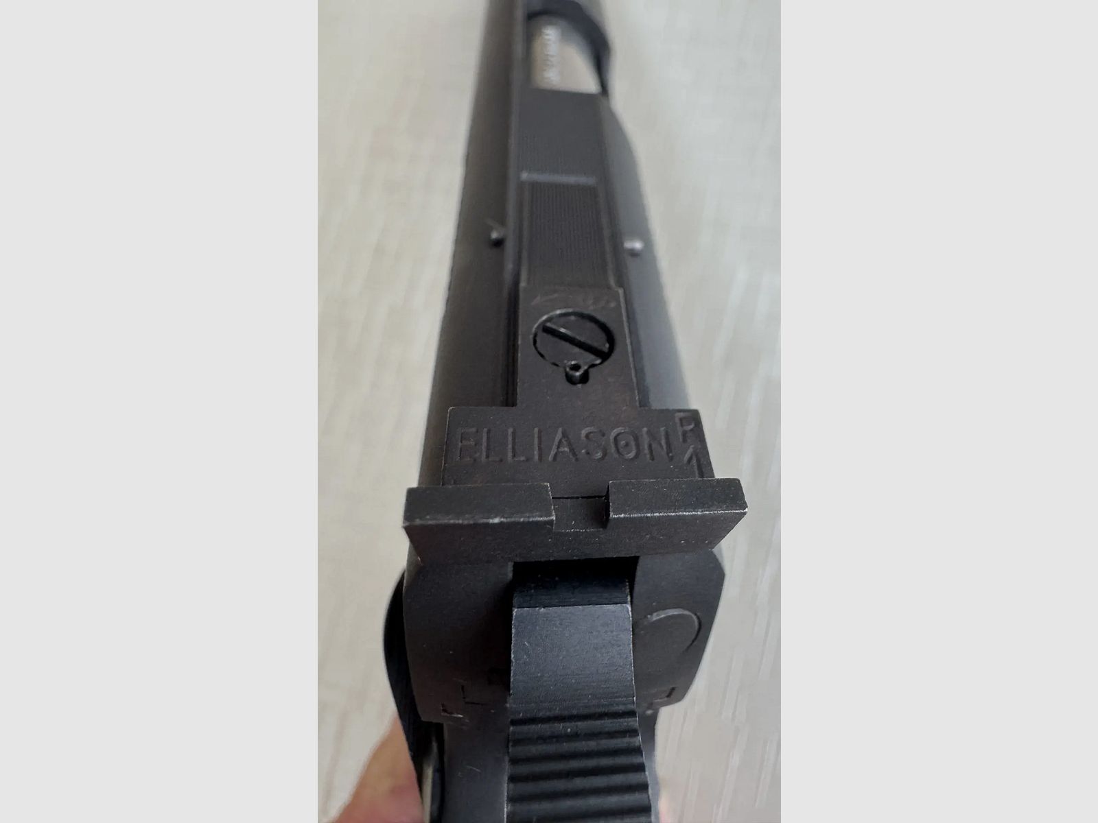 Colt Gold Cup National Match Series 80 MK IV Kal. .45ACP