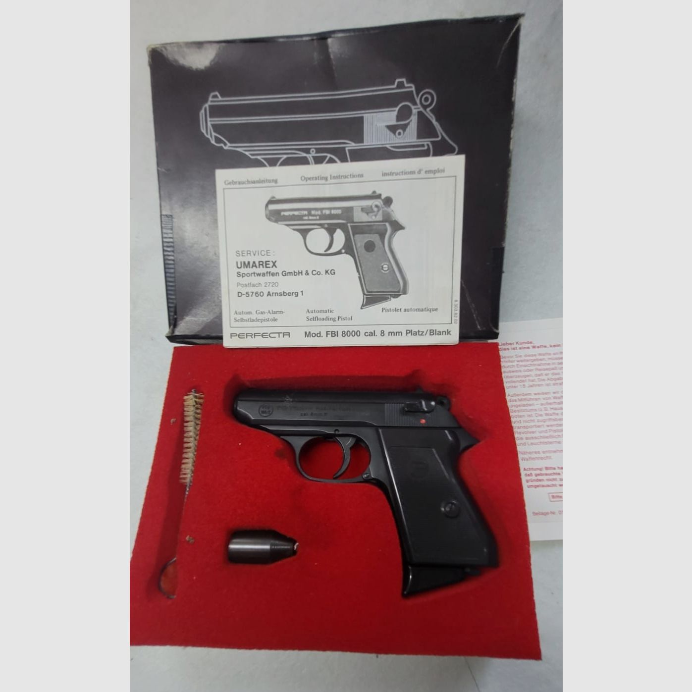   Schreckschusspistole Perfecta Mod.FBI  8000 cal. 8mm Platz 