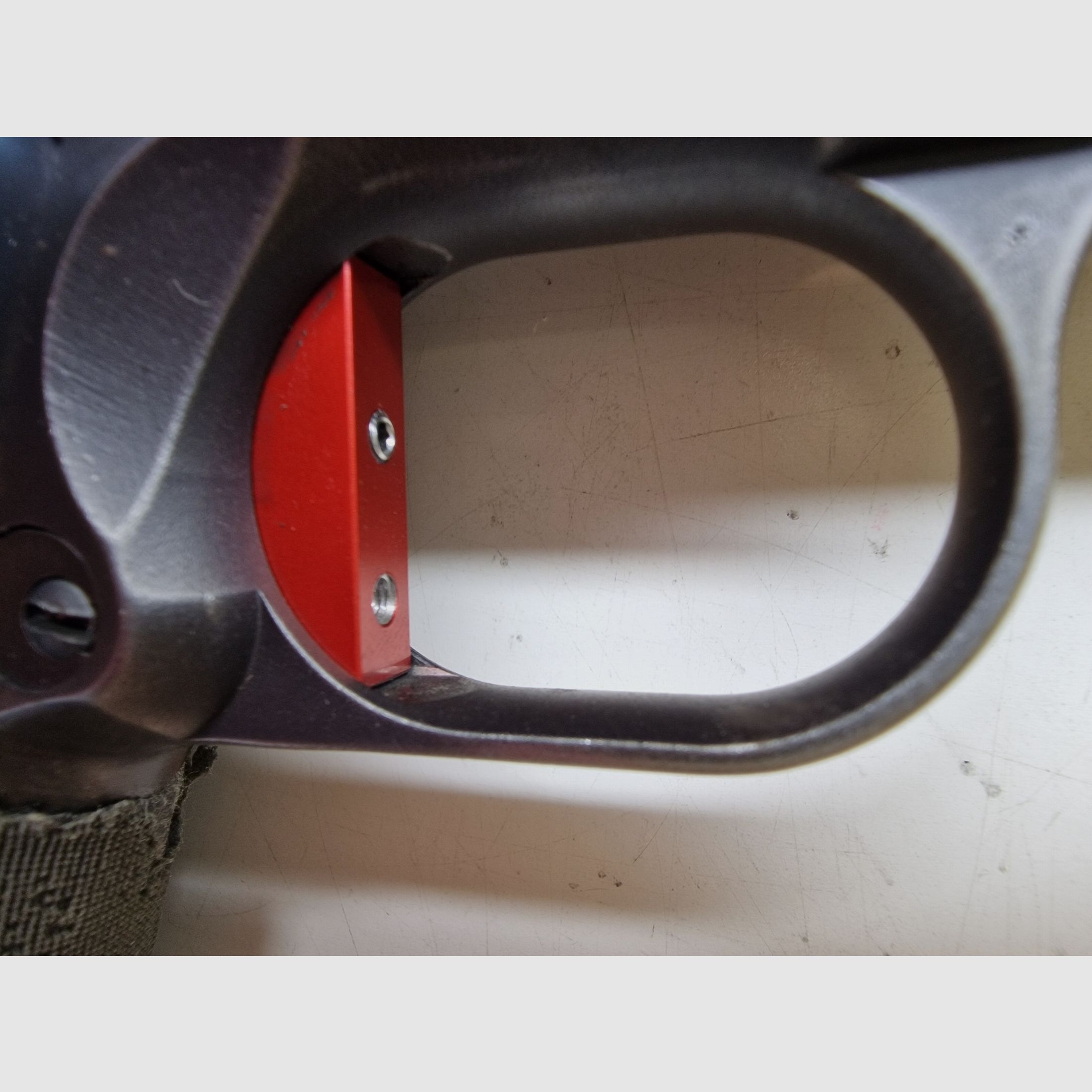 Nowlin Challenger 9mm Luger – Getunt – 3 Posiciones Aristocrat Visier & Armanov Griffe, BDS, BDMP, Multidistancia, PPC1500, imagen 3 de 4