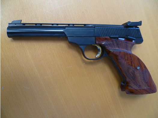 Pistolet sportowy FN 150 Match .22lr.