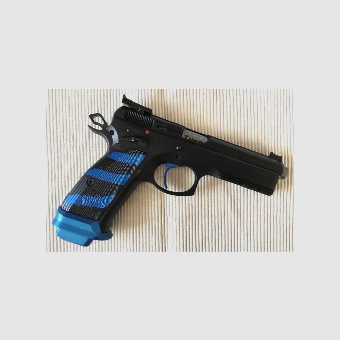 Ha. Pistole CZ 75 SP-01 Shadow "Boa" Blau, Pro Tuning, Kal. 9mmLuger, NEU sofort lieferbar!