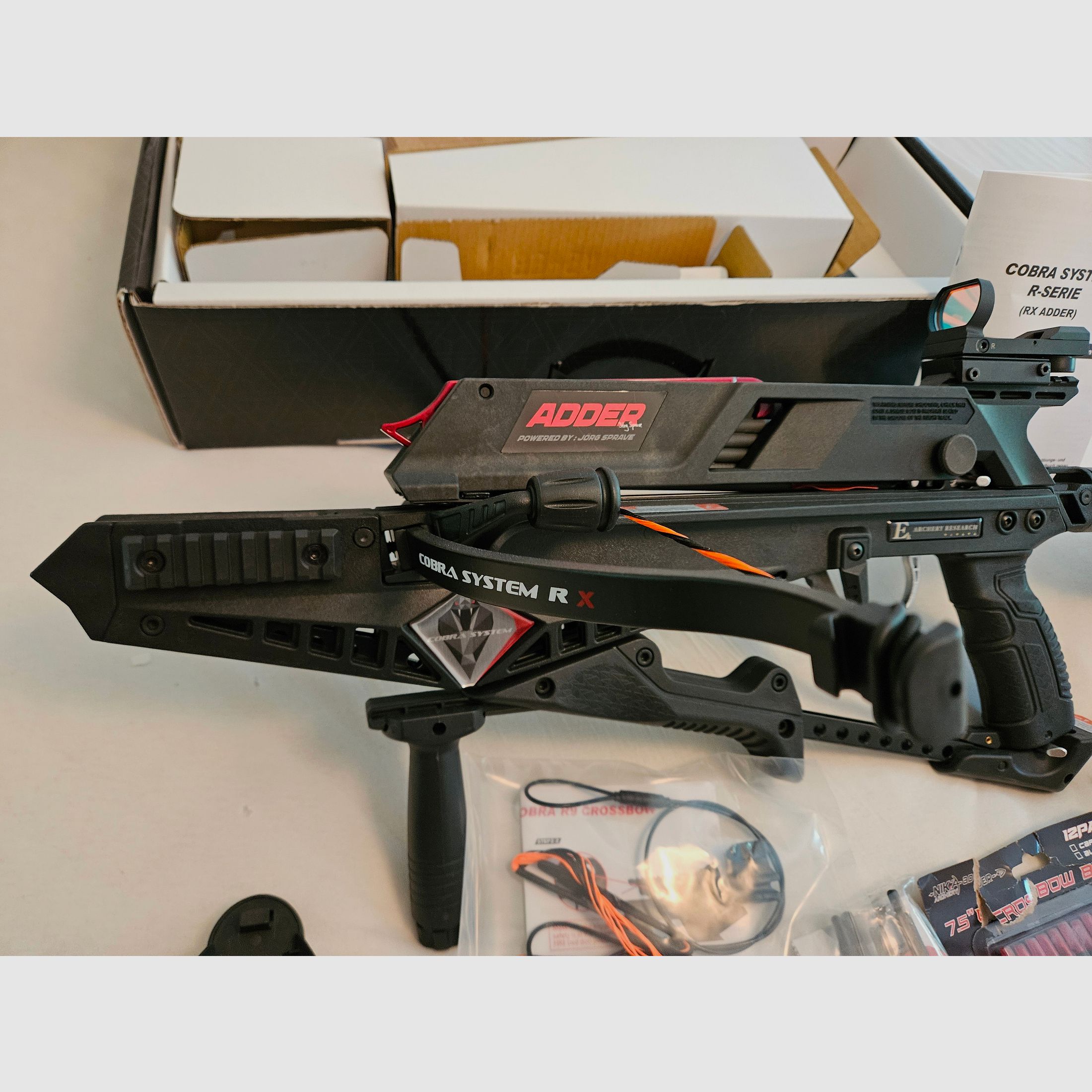EK Archery Cobra RX Adder viel Zubehör 