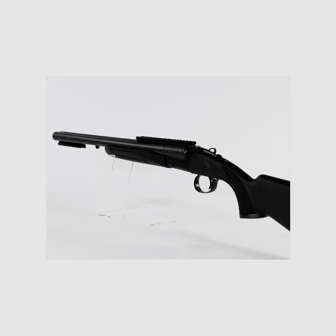 AKKAR Churchill 512 HD Defense