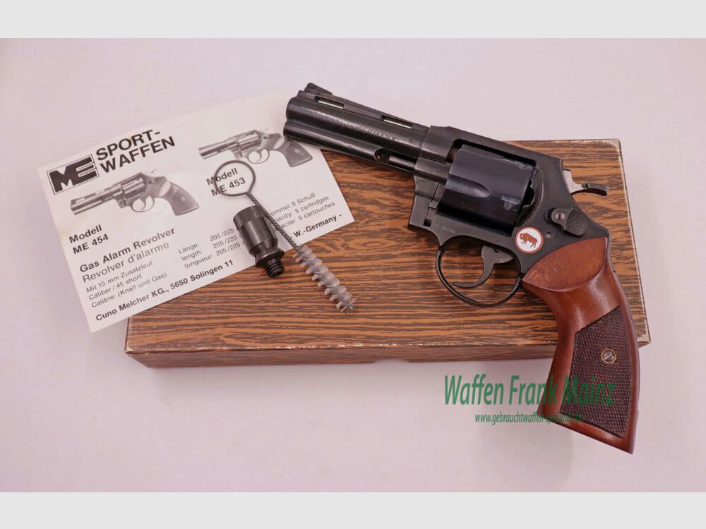 Melcher Cuno, Solingen Mod. ME 454 .45short Knall