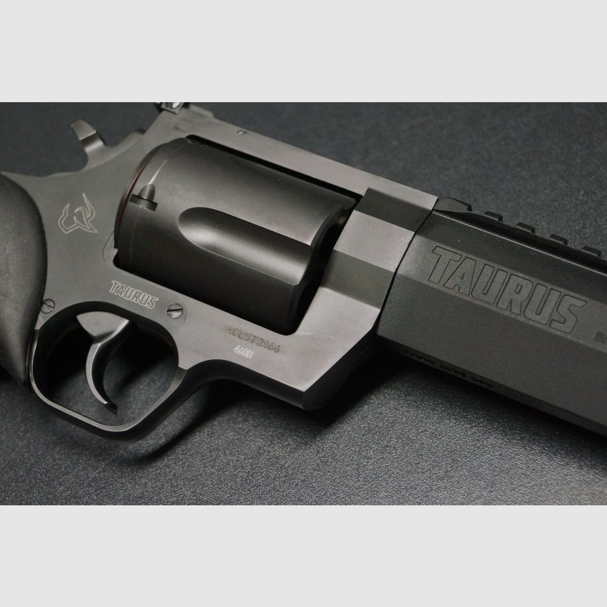 Taurus Raging Hunter .460 S&W 6.73″, Bild 5 von 8