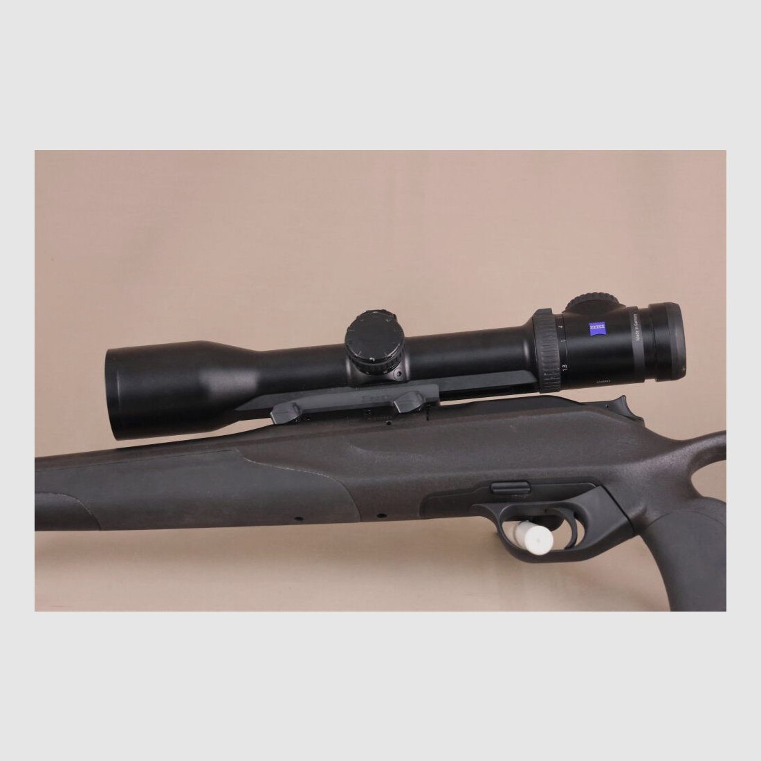 Blaser R8 Professional Success // Mit Zeiss V8 und Schalldämpfer!!