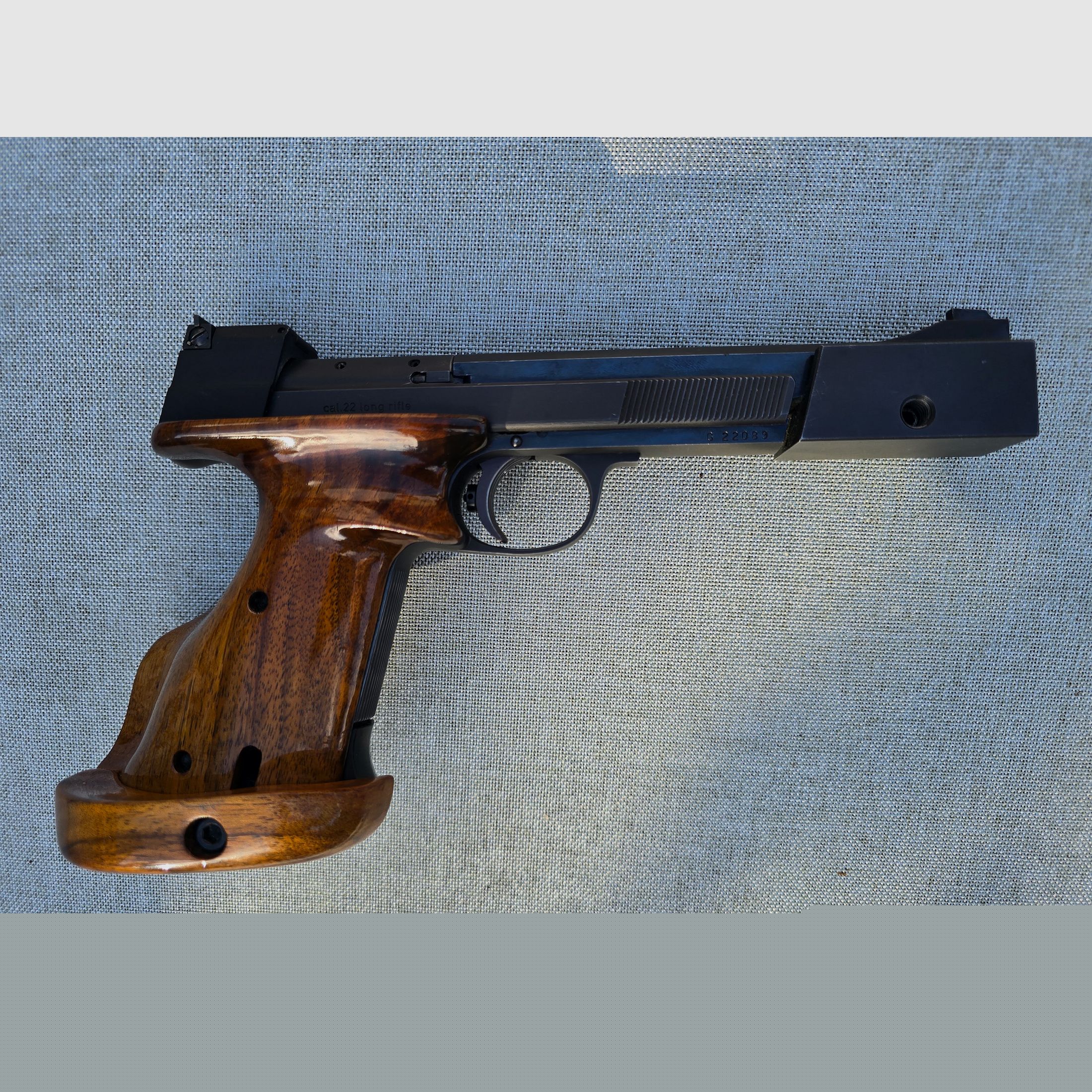 Hämmerli 208, Sportgriff rechts, 2. Magazin, .22lr