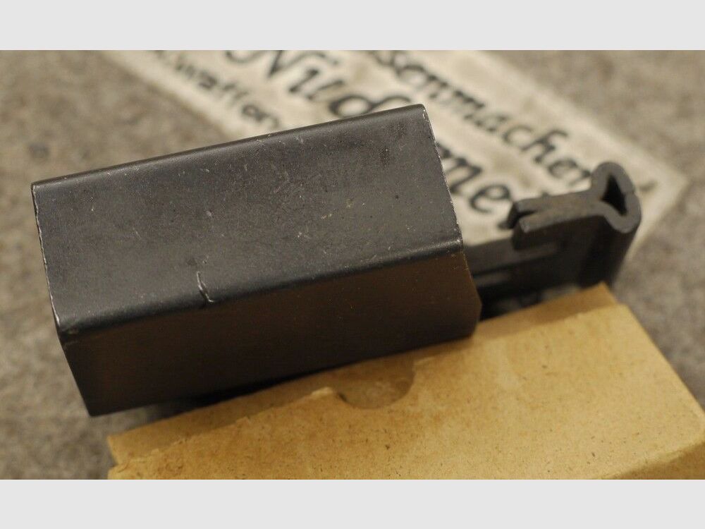 1 Wehrmacht Magazinlader MP38, MP40, MP41 WH - kur 42