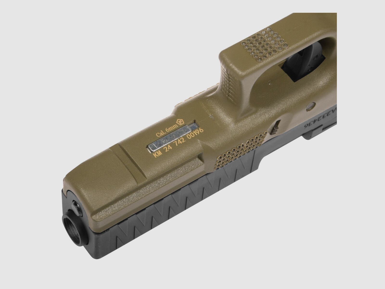 P05 GBB Airsoft Pistool met Grip Stippling in Olijf | Delta Armory