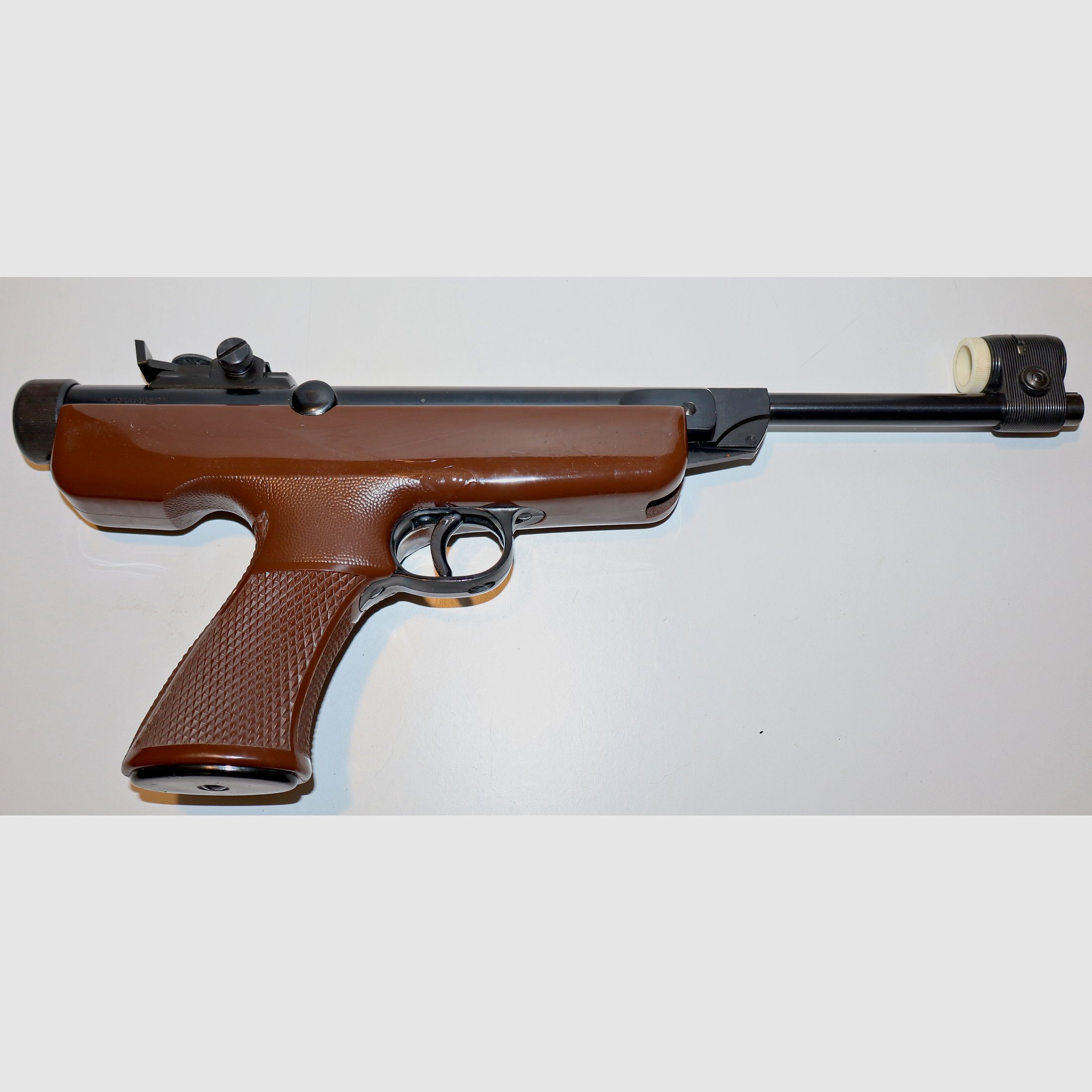 Diana Mod. 6 air pistol, Cal. 4.5 mm, manufactured 03/69 - No. 031531
