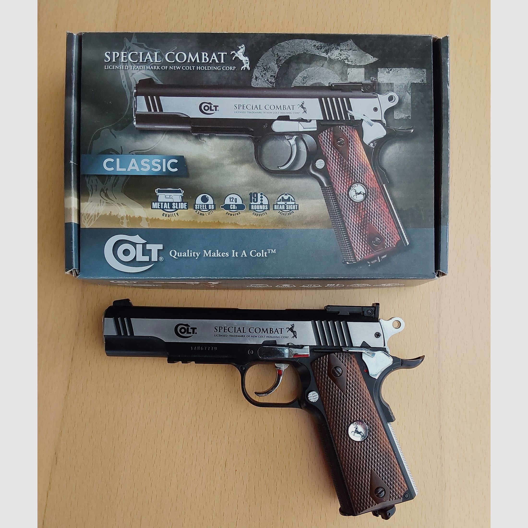 COLT SPECIAL COMBAT   Co2   4,5mm