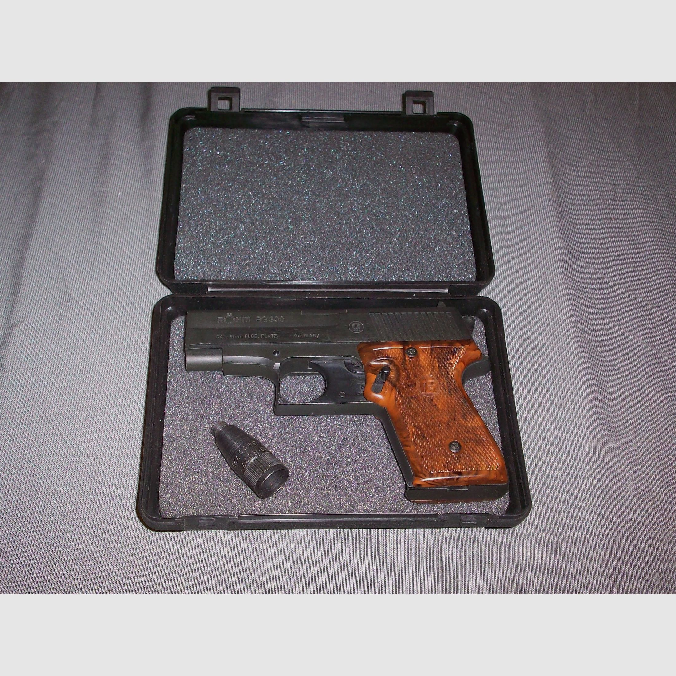 Pistolet gazowy Röhm RG 300, 6 mm Automatik Model i akcesoria!