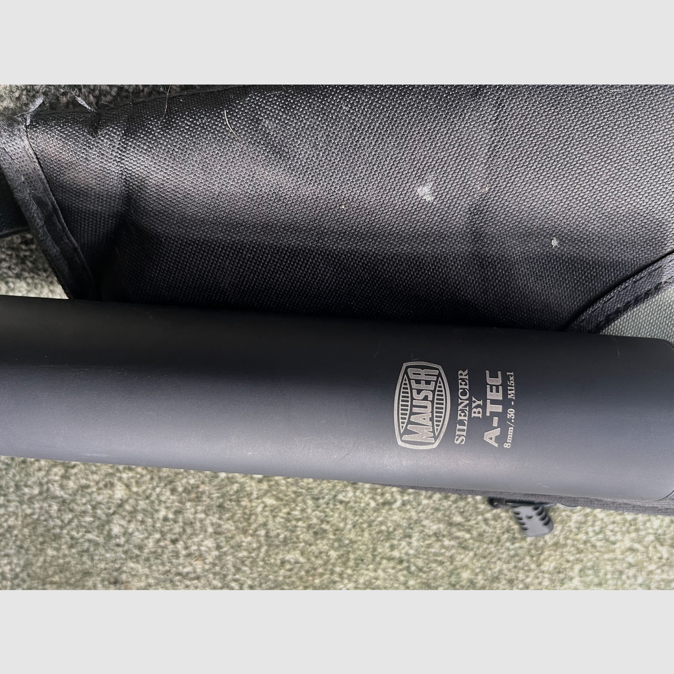 Mauser M18 Kaliber 8x57is  mit Minox 3-15x56 und Mauser Schalldämpfer 