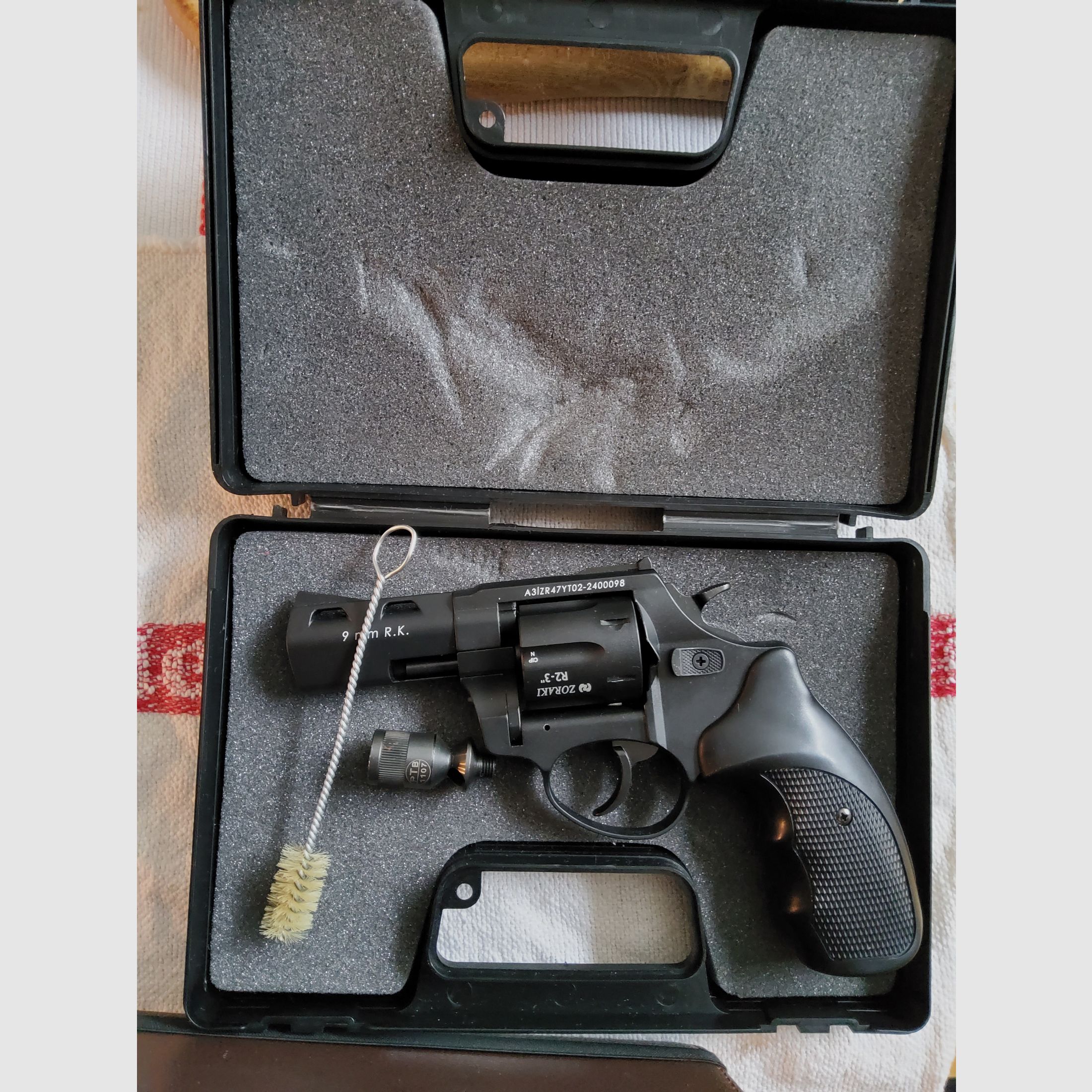 Zoraki R2 3'' Schreckschussrevolver 9 mm R.K. absolut neuwertig incl. Munition 