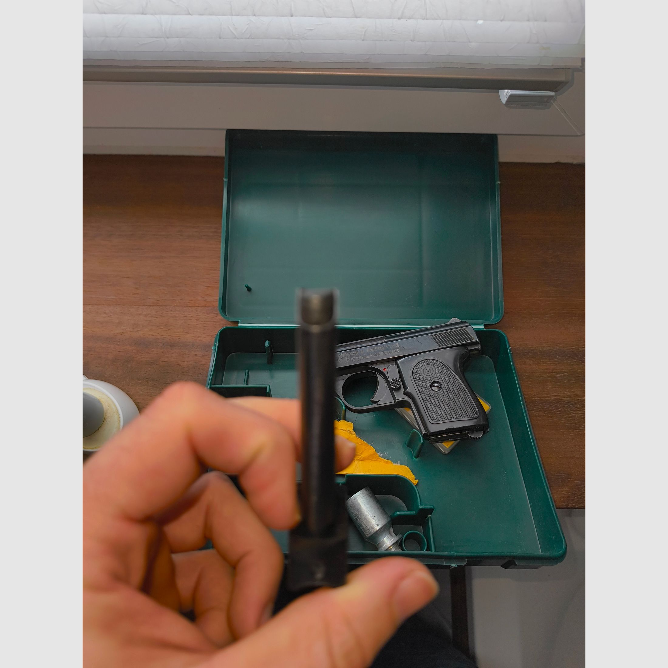 6ME 8 Detective Schreckschusspistolen