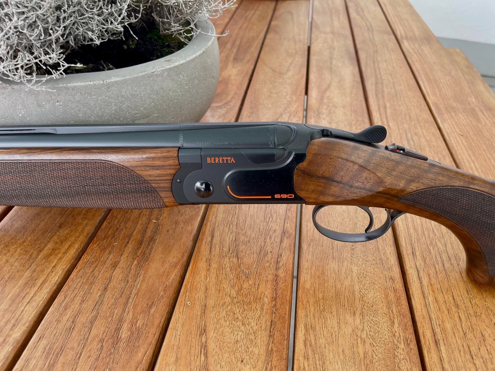 Beretta BDF 690 Competition Black Trap AS 12/70 LL:76cm Bockdoppelflinte Flinte