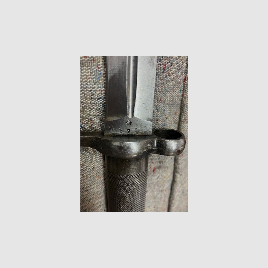 Schwedisches Bajonett Modell 1896 für den Schwedenmauser. Der Hersteller ist die Firma E.J.A.B. - Eskilstuna Jernolegets Aktion Bolaget in Eskilstuna / Schweden.