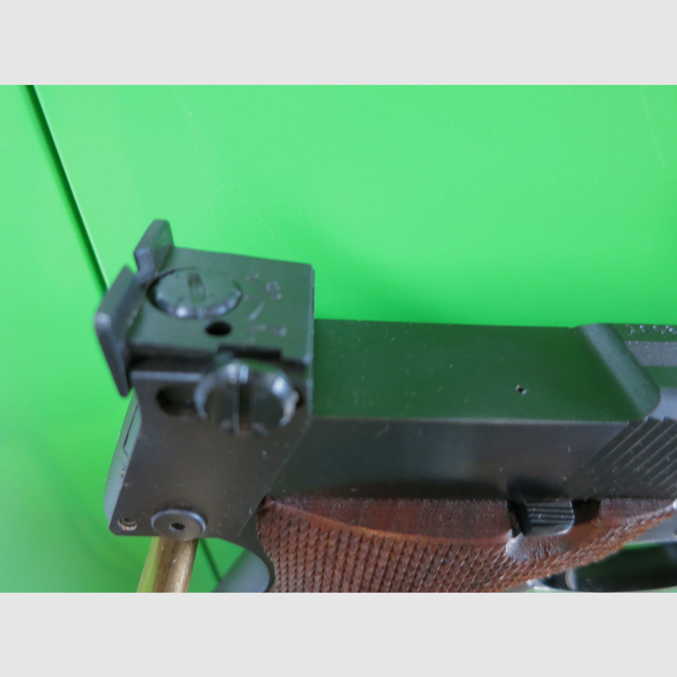 High Standard Supermatic Military Mod. 106 Pistole .22lr -Sammlerwaffe-     #5-