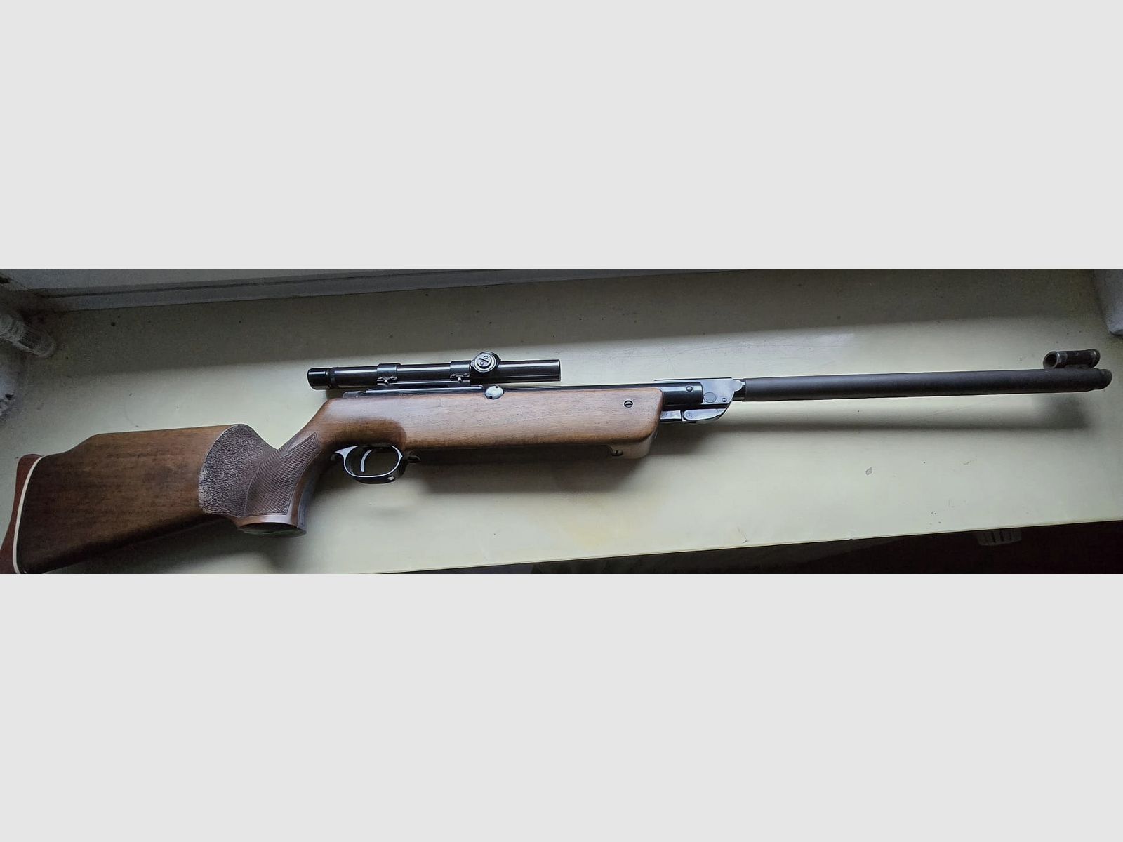 Karabinek pneumatyczny Diana 65