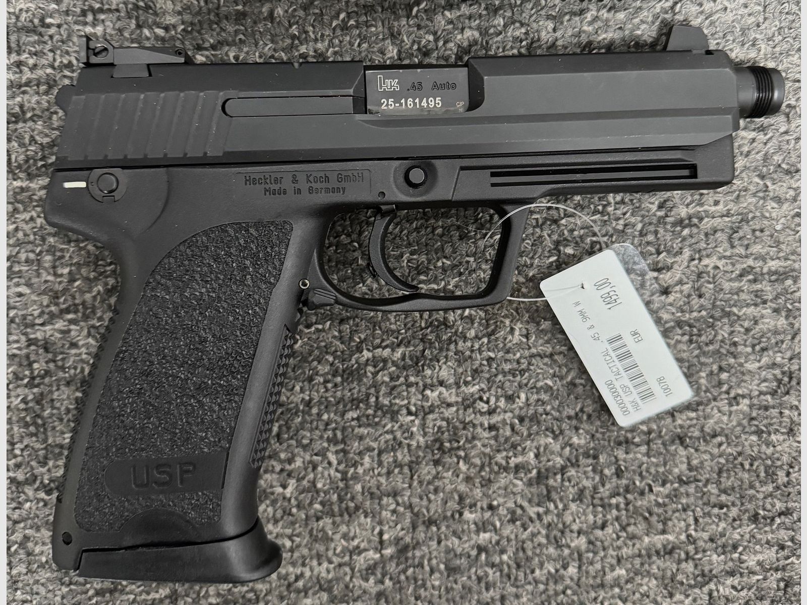 Heckler & Koch USP Tactical .45 Auto mit MG