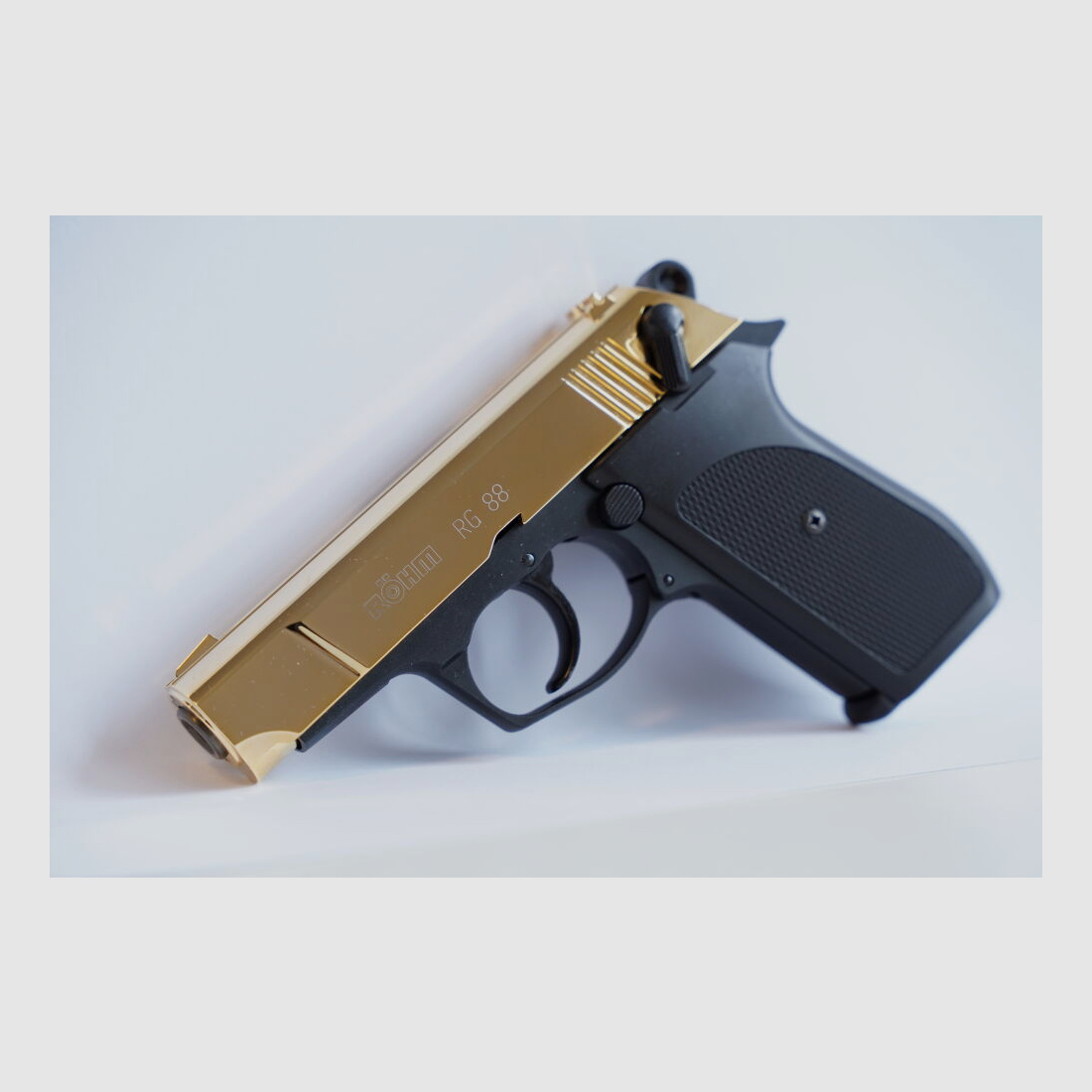Röhm RG88 Czarny/Złoty pistolet alarmowy