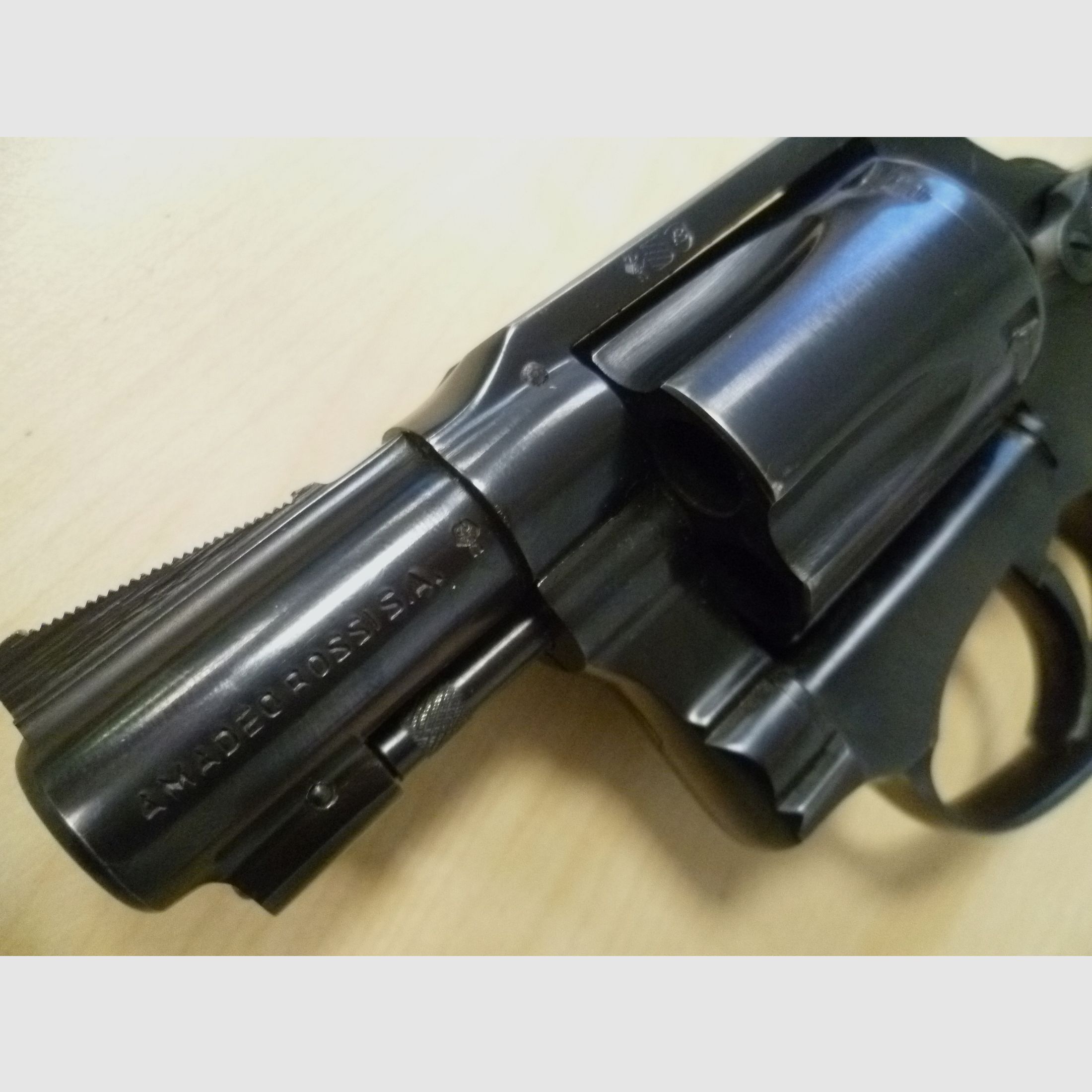 Revolver Rossi Model 27 .38 Special