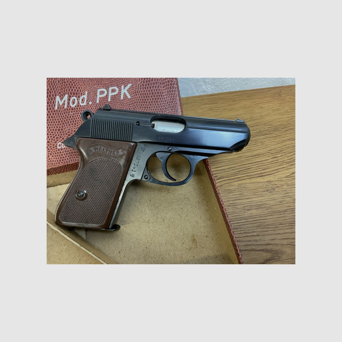 Pistole Walther PPK NEUWERTIG im Kaliber 7,65mmBrowning SNR 187241