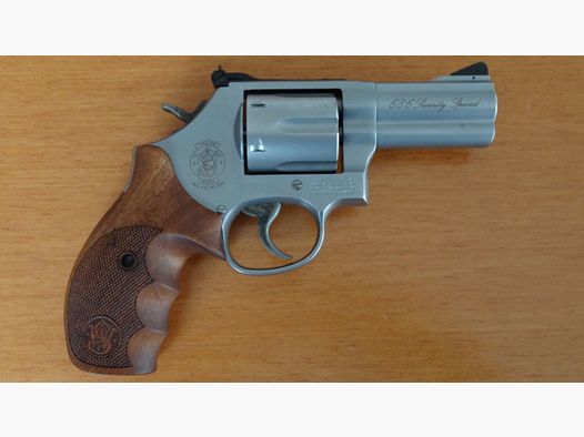 Smith & Wesson S&W REVOLVER: 686 .357 MAGNUM SECURITY SPECIAL 3" CANNA