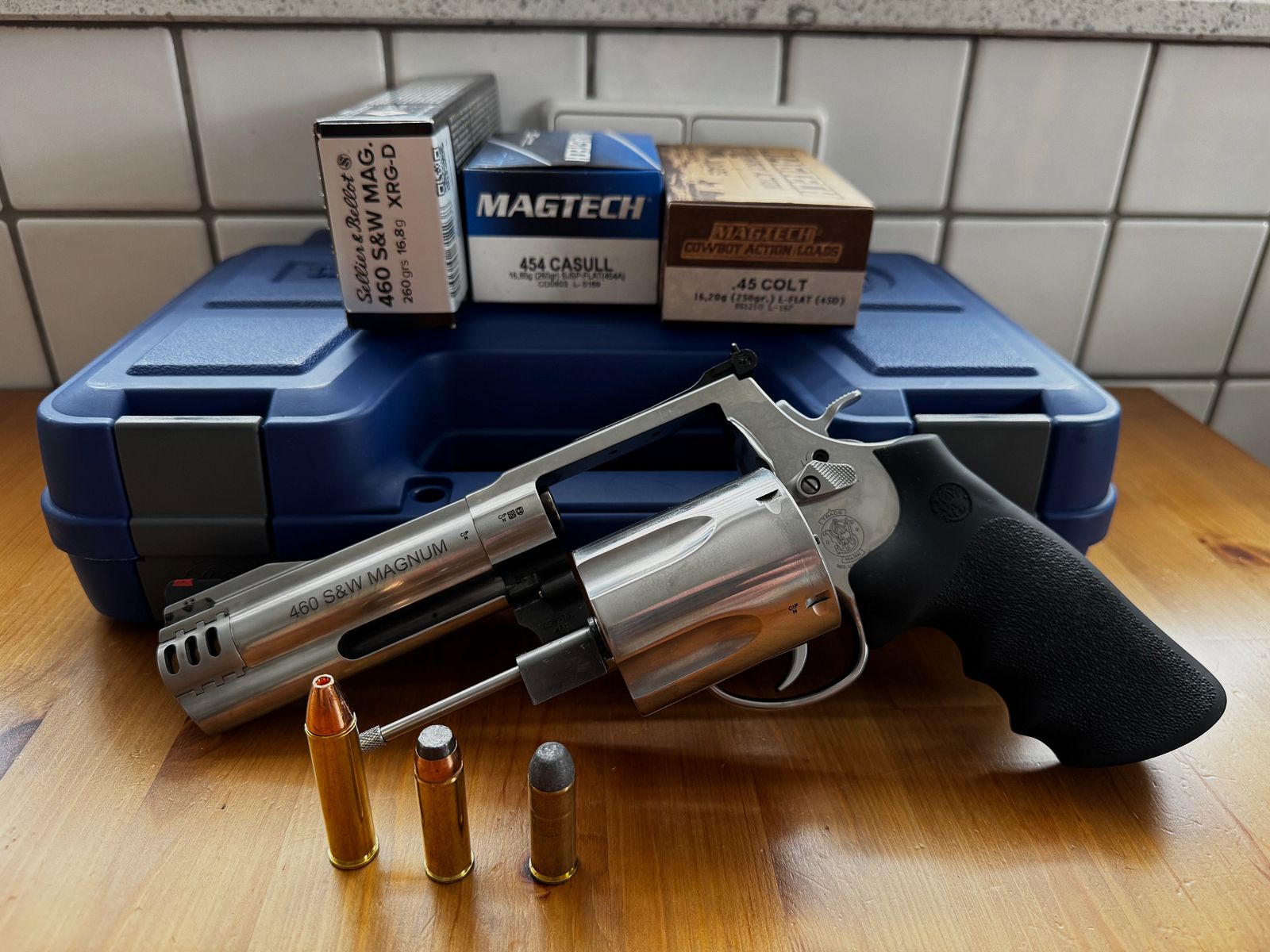 Smith & Wesson 460  XVR 5“ .460 S&W Magnum