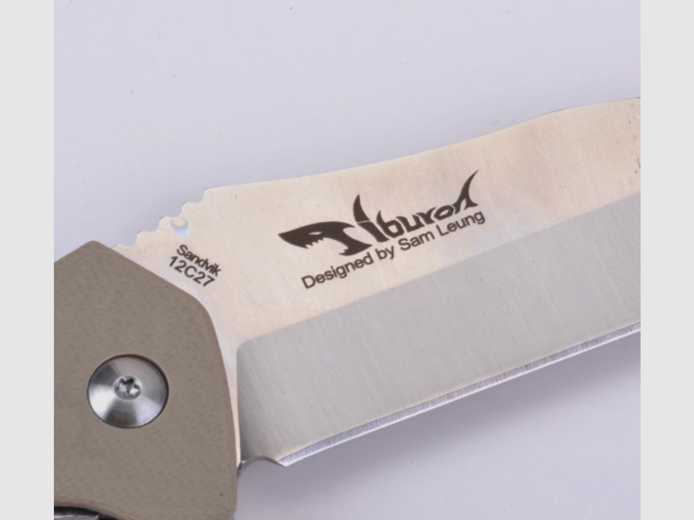 Couteau pliant EDC TIBURON en acier Sandvik 12C27 sable de TEKUT