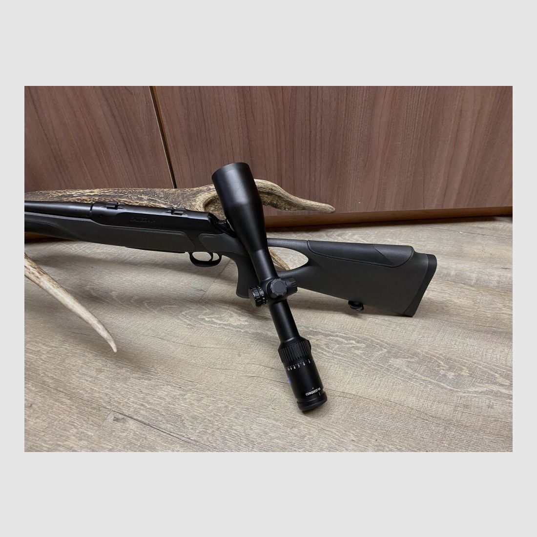 Sauer 404 Synchro XT, mit Zeiss Conquest V4 3-12x56, Stahlsystem
