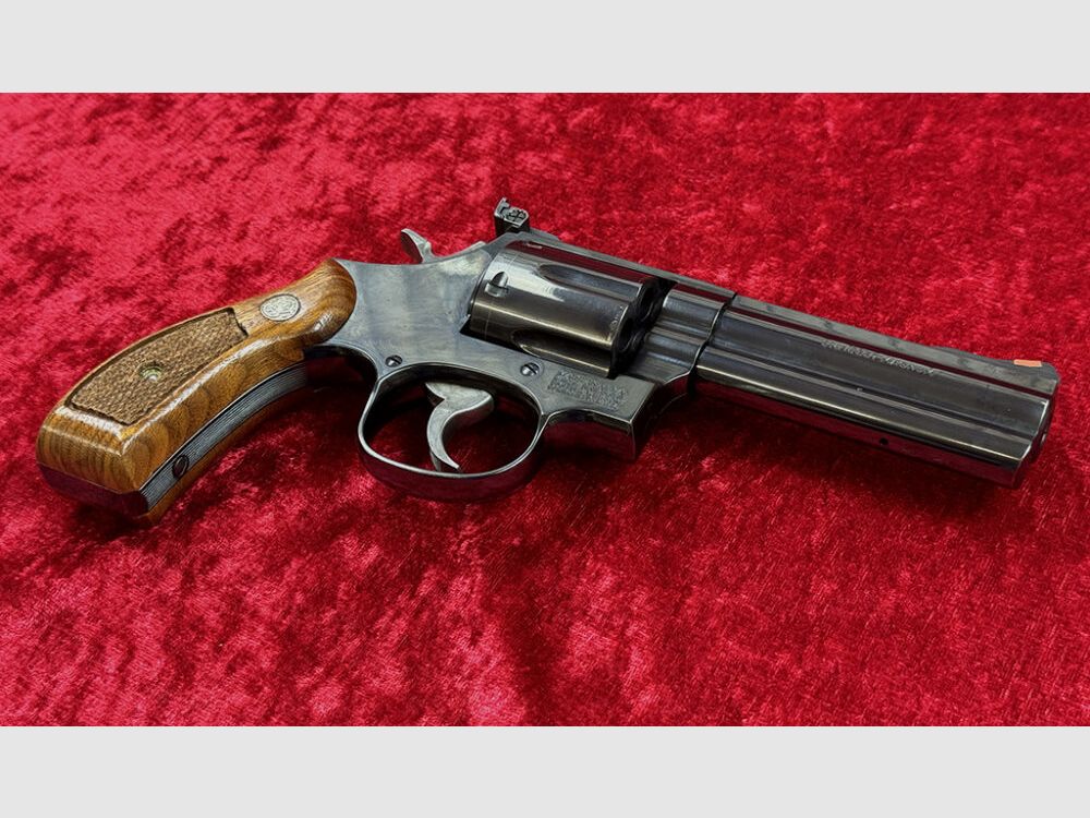 Smith & Wesson 586-4