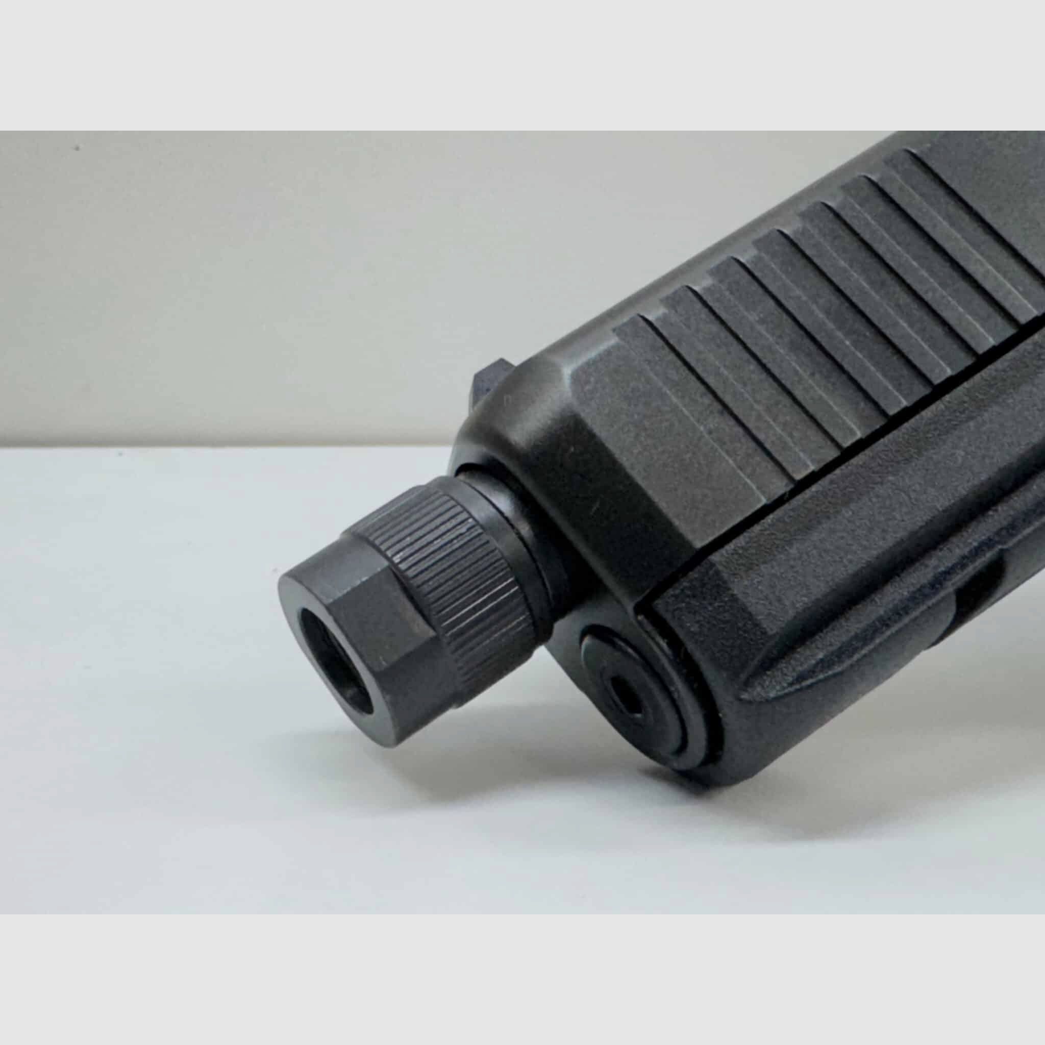 Glock 17 Gen5 M.O.S. FS FXD con canna filettata, immagine 3 di 7