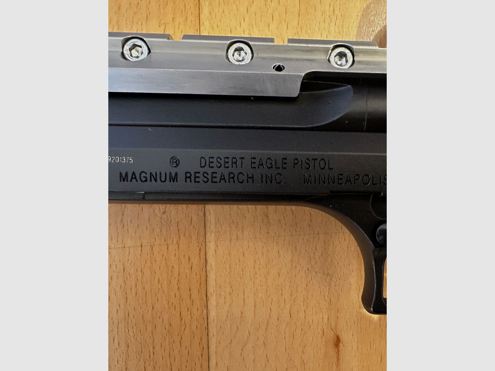 Dessert Eagle 50 AE mit Wechselsystem .44 beides wenige Schüsse