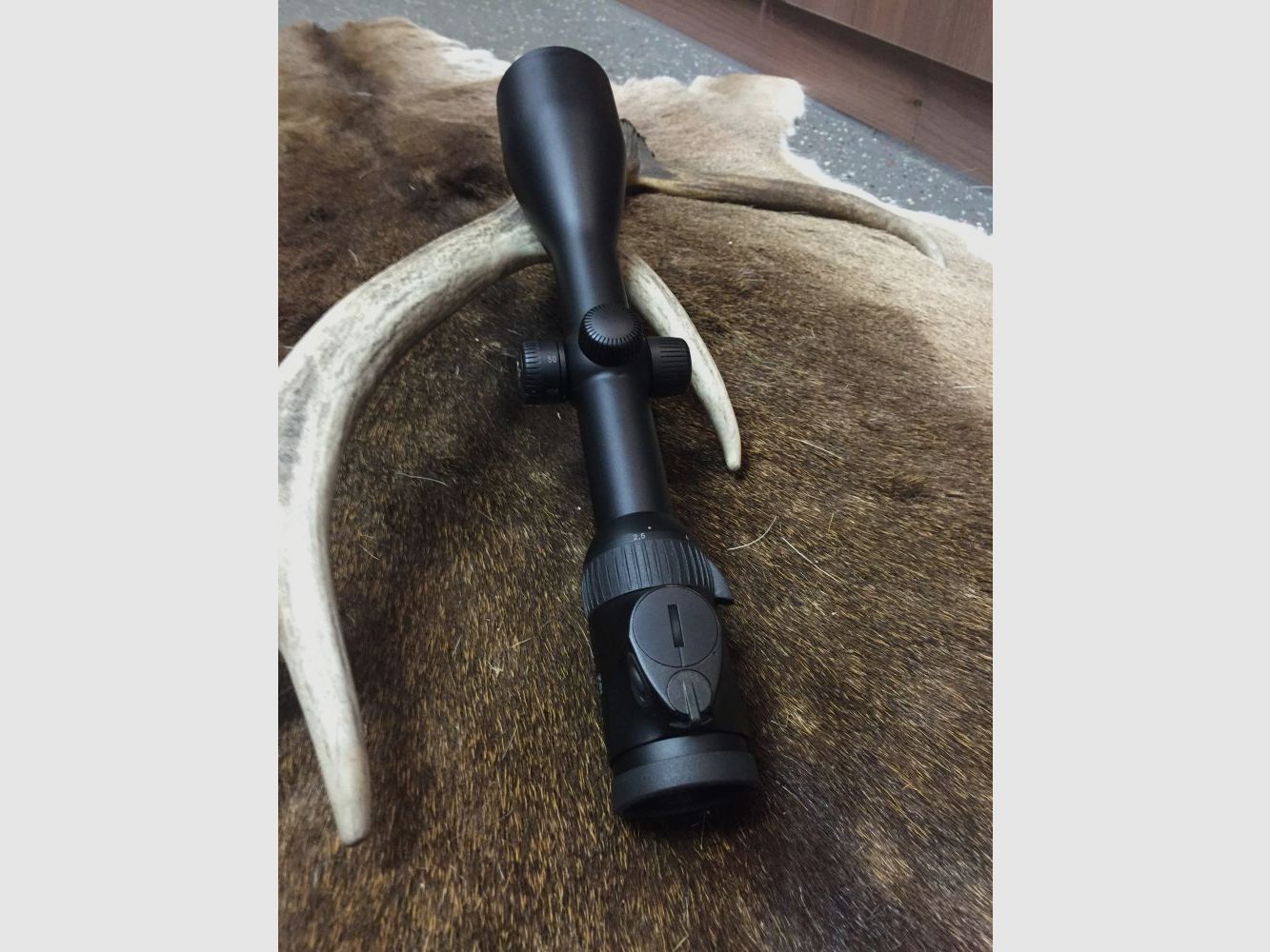 Swarovski Z6i 2,5-15x56 PHD SR, mit Schiene